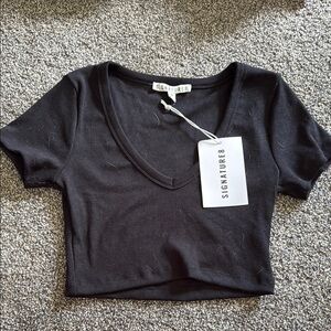 Black baby tee